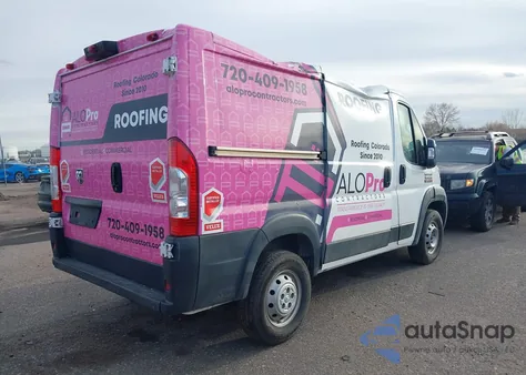 2020 Ram Promaster 1500 Low Roof 118 Wb z USA, uszkodzony, nr VIN 3C6TRVNG9LE100204